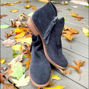 Dolce Vita gray suede booties size 6M
